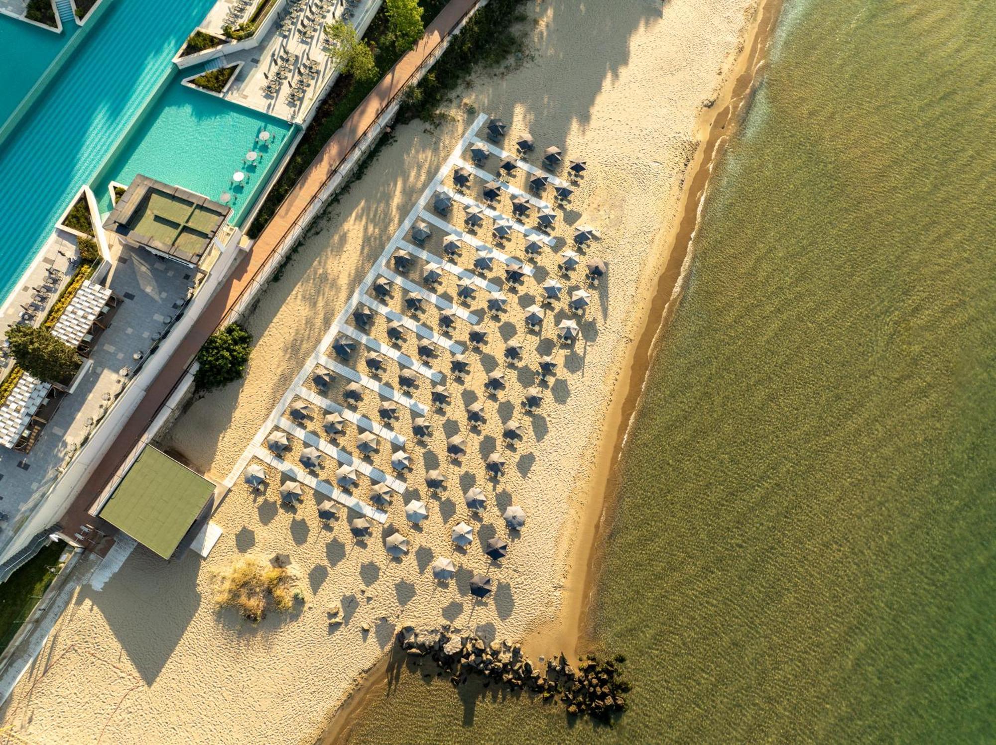 Secrets Sunny Beach Resort & Spa (Adults Only) Eksteriør billede Aerial view of the beach